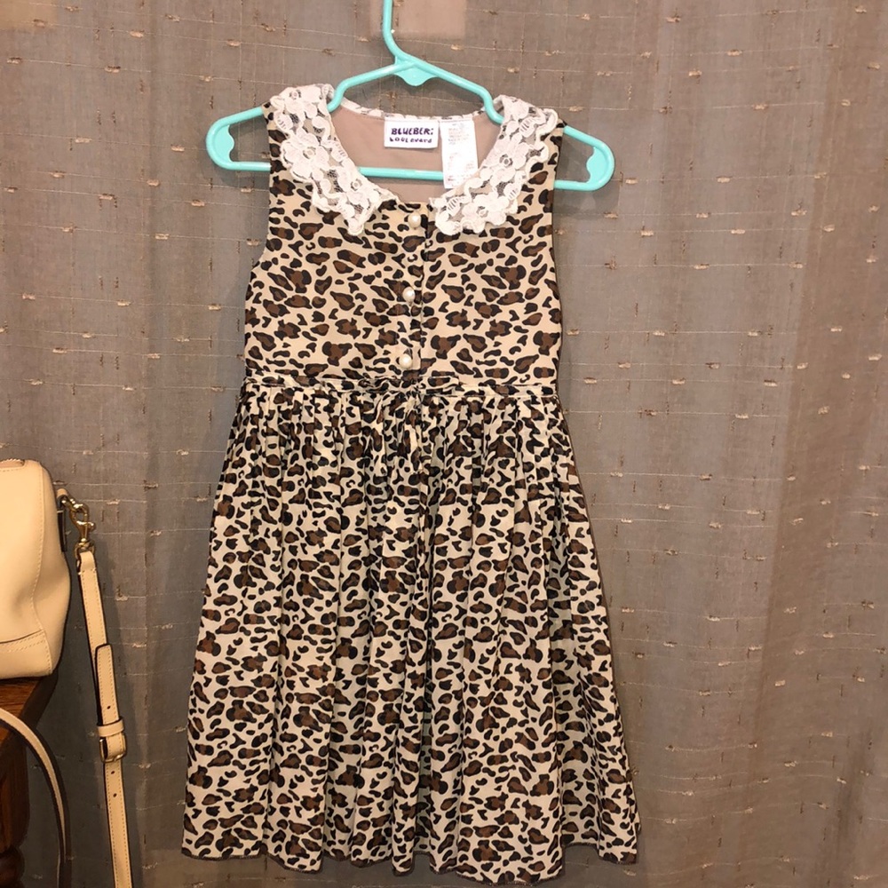 💓Girl’s Cheetah Print Dress with Lace Collar